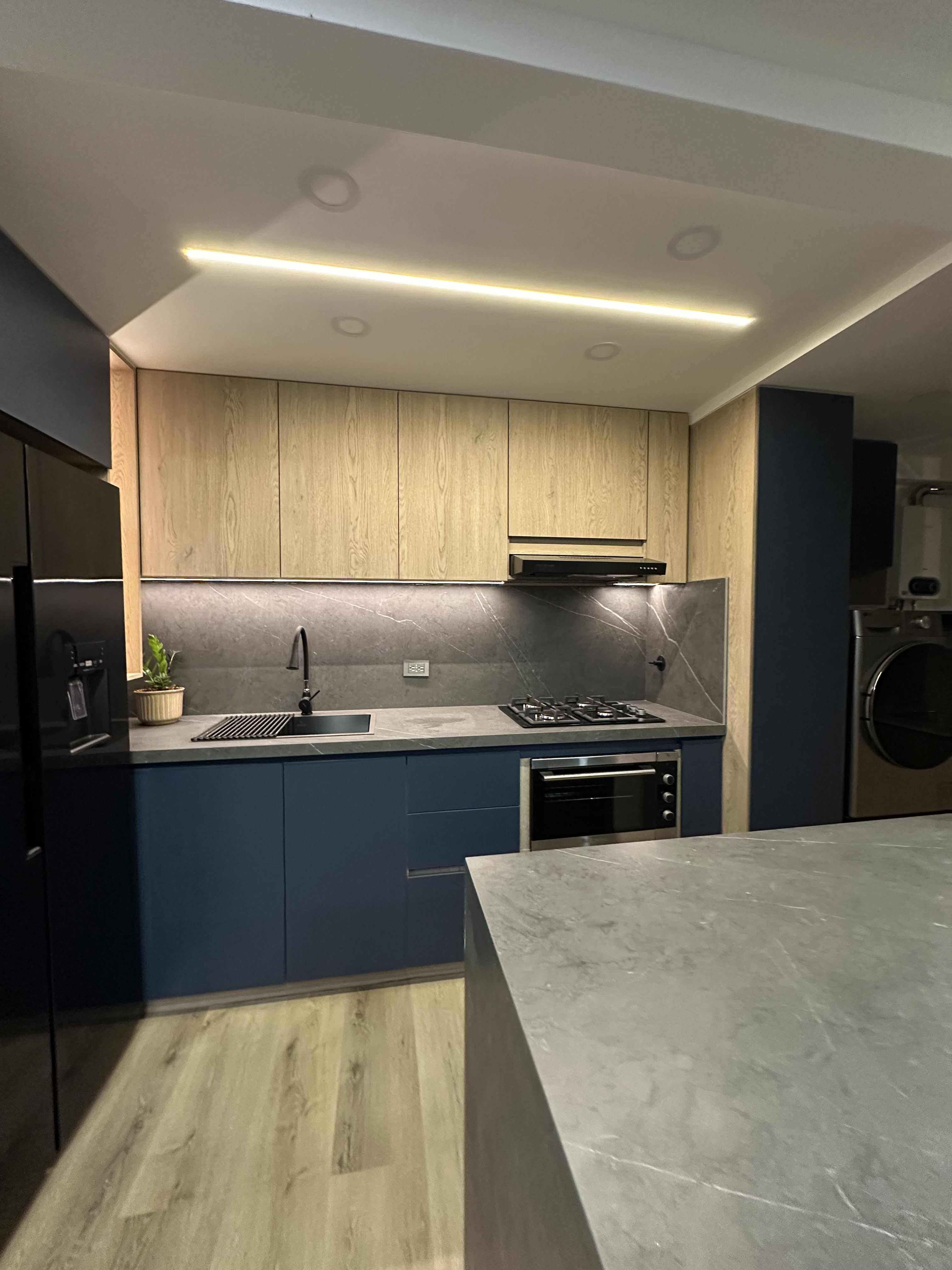 Cocina Azul Noche Bosque Ceibal Rionegro